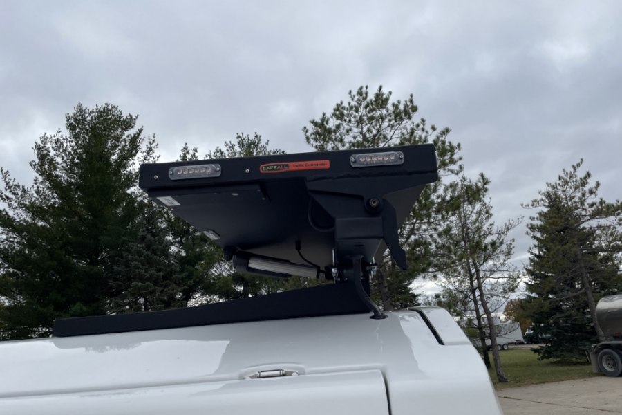 Picture of SafeAll Universal Roof Mount Bracket